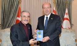 Cumhurbaşkanı Tatar’a kitap takdimi