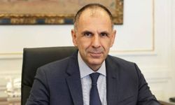 Yunanistan Dışişleri Bakanı, BM Karar Alma Sürecinin Yeniden Değerlendirilmesini İstiyor