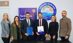 Kuzey Kıbrıs Turkcell Ve Çatalköy Esentepe Belediyesi Arasında İş Birliği Protokolü İmzalandı