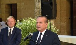 Hiyeroglifli Tek Delikli Taş Çapa'nın tanıtımı Girne Kalesi'nde yapıldı