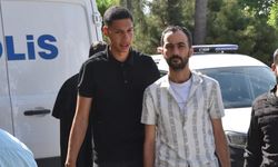 İlaç ve eczacılık yasasına aykırı ürün ve gümrüğe beyan edilmemiş elektronik sigarayla yakalandı