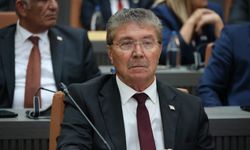 Başbakan Üstel: "Bugün ilk oturumunu gerçekleştiren meclisimizin bu tarihi ve özel gününü selamlıyorum"