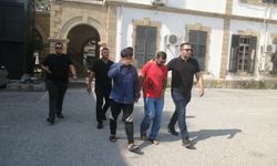 Polis, Surlariçi'nde 5 kaçak birden yakaladı