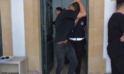 Eski kız arkadaşını tac*z eden zanlı mahkemeye çıkarıldı