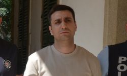 Kız meselesi yüzünden iki kişiyi bıçaklayan zanlı mahkemeye çıkarıldı