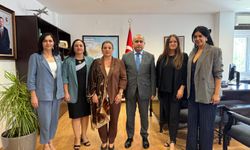 İş Kadınları Derneği’nden Türkiye Cumhuriyeti Lefkoşa Büyükelçisi Başçeri’ye nezaket ziyareti