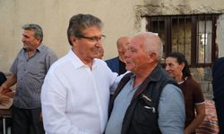 Üstel gençlerin kendi yurtlarında kök salmasını sağlayacak politikaları hayata geçirmeye kararlı olduklarını vurguladı