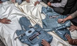 İngiltere: Gazze'de gazetecilerin tekrar tekrar hedef alınmasından ciddi endişe duyuyoruz