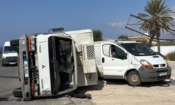 Yenierenköy-Dipkarpaz anayolunda trafik kazası.. 1 kişi yaralandı