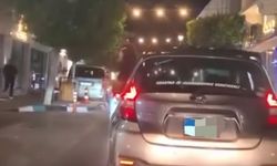 Vücudunu aracın camından dışarıya çıkaran yolcu rapor edildi...