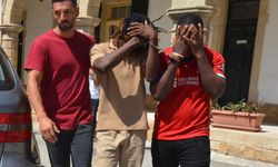 Lefkoşa’daki Uyuşturucu Operasyonunda 60 Gram Uy*şturucu ile Yakalanan İki Zanlı Mahkemeye Çıkarıldı