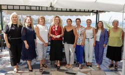 Cumhurbaşkanı Ersin Tatar’ın eşi Sibel Tatar, Girne bölgesindeki derneklerle bir araya geldi