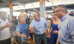 Erhürman, Lefkoşa Açık Pazar’ı ziyaret etti