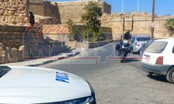 Tarihi giriş köprüsü kısa süreliğe kapanması heyacan yarattı