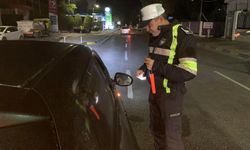 Ülke genelindeki trafik denetimlerinde 16 alkollü sürücü rapor edildi