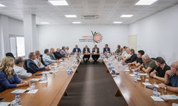 Erhürman, Sanayi Odası üyeleriyle buluştu