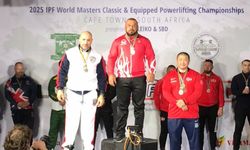 Milli sporcu Mehmet Ali Deniz, Afrika’da katıldığı yarışmada dünya şampiyonu oldu