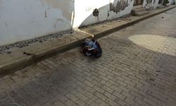 Polis, Mahmut Celalettin Sokak’taki şüpheli bavula müdahale etti....