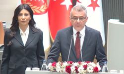 Cumhurbaşkanı Tufan Erhürman Meclis’te ant içti