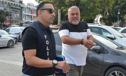 Sahte kimlikle işlem yapan zanlı bir ayı aşmayacak süreyle cezaevine gönderildi