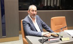 Güney Kıbrıs’ta tutuklanan oğlum Cenk Tosunoğlu, masum olduğunun anlaşılması üzerine bu sabah serbest bırakıldı