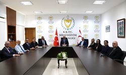 Bakan Çavuşoğlu, Kıbrıs Üniversiteler Birliği’ni kabul etti