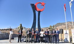 Sarı Çizmeli Mehmet Ağa Anıtı açıldı