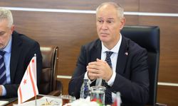 Hasipoğlu, Ankara'da temaslarda bulunuyor