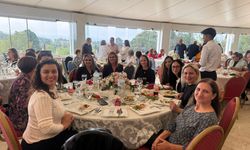 Güzelyurt’ta emekli öğretmenler onuruna yemek verildi