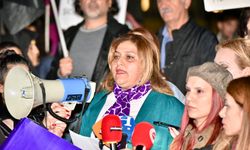 Kadına Yönelik Şiddete Karşı Uluslararası Mücadele Günü'nde Lefkoşa’da yürüyüş düzenlendi