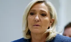 Fransa'da Danıştay, Le Pen'in il meclisi üyeliğinden men edilmesine ilişkin kararı onadı