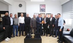 Arıklı, Adanalılar Derneği’ni kabul etti