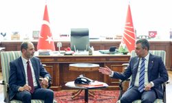 CHP Genel Başkanı Özel, HP Genel Başkanı Özersay ile görüştü