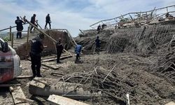 Güney Afrika'daki Hindu tapınağına ait inşa halindeki binasının çökmesi sonucu 1 kişi öldü