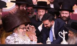 New York'un seçilmiş Belediye Başkanı Mamdani, Satmar Yahudilerinin kutlamasına katıldı