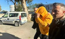 Bu kez kendini polis tanıtıp dövizciden borç para istedi