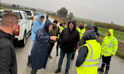 Mesarya Belediyesi yağmur suyunun Kukla Barajı'na tahliye edilmesi için çalışmaların devam ettiğini belirtti