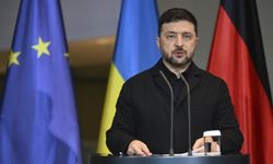 Ukrayna Devlet Başkanı Zelenskiy, Hollanda Parlamentosu'nda konuştu