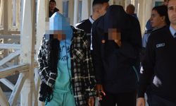 İkamet izinsiz olduğu belirlenen zanlılar tutuklandı