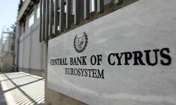 Rum Merkez Bankası yasası değişiyor