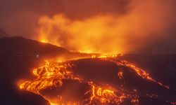 Etna Yanardağı'nda volkanik hareketlilik sürüyor