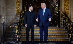 ABD Başkanı Trump'ın, ülkesine yaptığı ziyarette Zelenskiy'ye kaba davrandığı iddia edildi