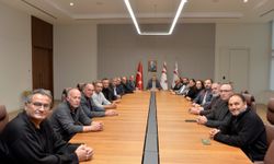 Erhürman, Muhtarlar Birliği heyetiyle görüştü