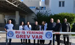 Memur-Sen Gazimağusa Devlet Hastanesinde uyarı grevi yaptı