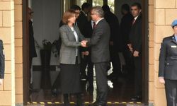 Holguin: “Ön müzakere aşamasındayız. Sürekli ve doğrudan diyalog gerekli”