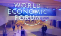 Davos'ta milyarderleri Trump biletiyle dolandırdılar