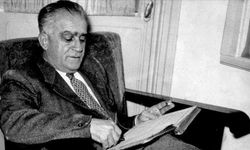 Türk modernleşmesindeki sorunları hayatın ortasında durarak aşan yazar: Ahmet Hamdi Tanpınar