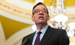 ABD'li Senatör Warner, ülkede artan Müslüman ve Arap karşıtlığına dikkati çekti