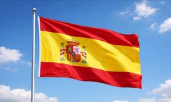 İspanya, ülkedeki yüz binlerce düzensiz göçmene geçici yasal statü verecek