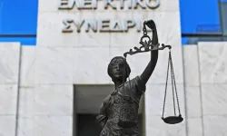 Rum Sayıştay Başkanı'nın blokaj kalktı: Rum siyasi partiler 7 milyon Euro devlet yardımı alacak